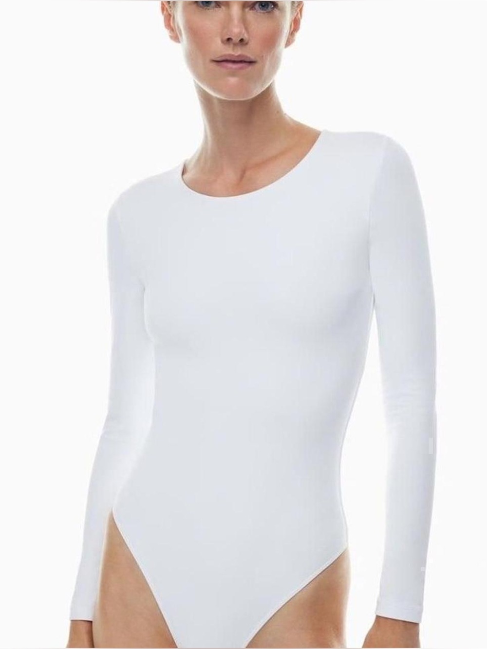 Aritzia Babaton White Contour Crew Longsleeve